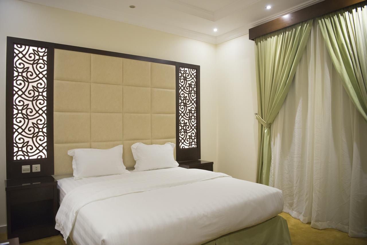 Quiet Dreams - Serviced Apartments Quarysh Branch Джеда Екстериор снимка