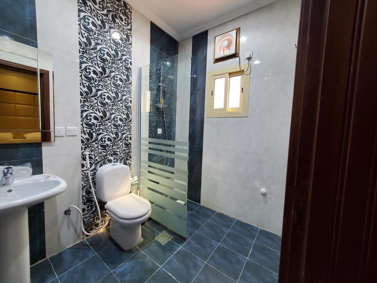 Quiet Dreams - Serviced Apartments Quarysh Branch Джеда Екстериор снимка